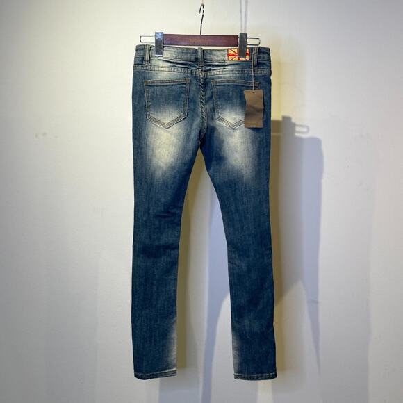 Skinny Low Rise Embellished Jeans - Picture 6 of 8